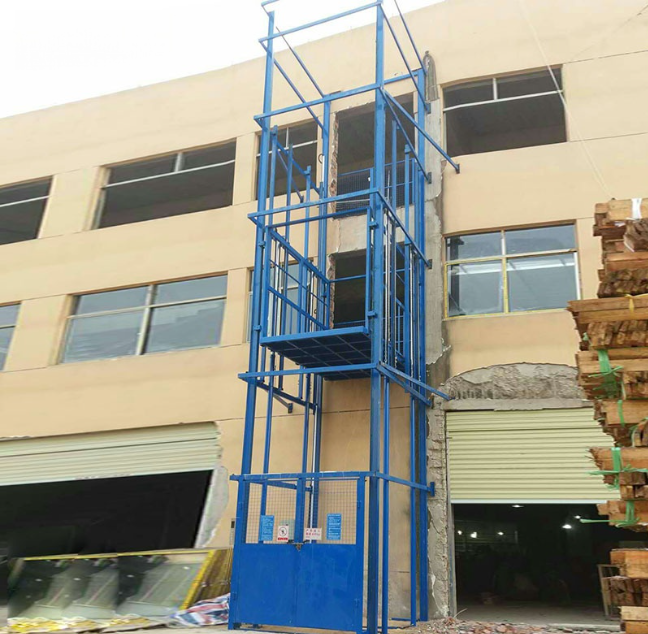 西藏建材厂室外物料提升